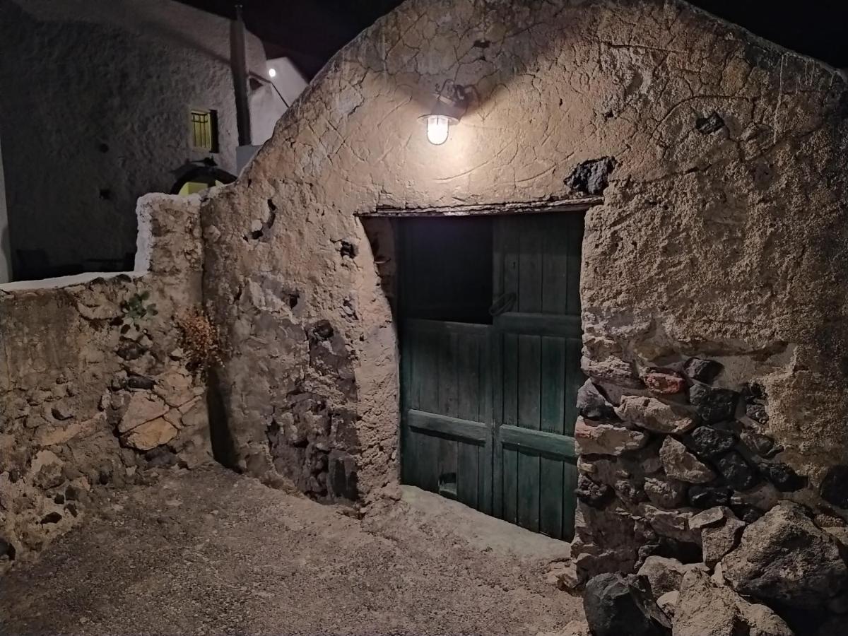 Mentoras' Complex Διαμέρισμα Εμπορειό Εξωτερικό φωτογραφία